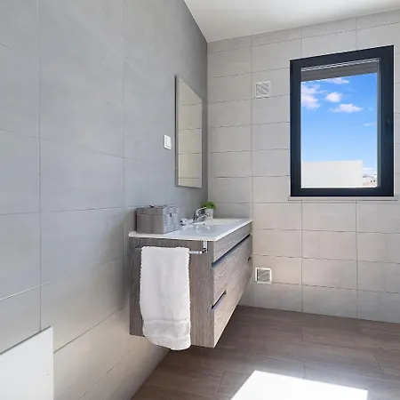 Valentina Luxury With Private Pool And Air Con *