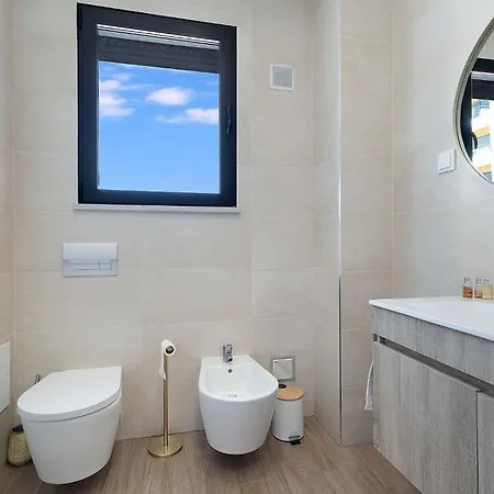 Valentina Luxury With Private Pool And Air Con Vila *